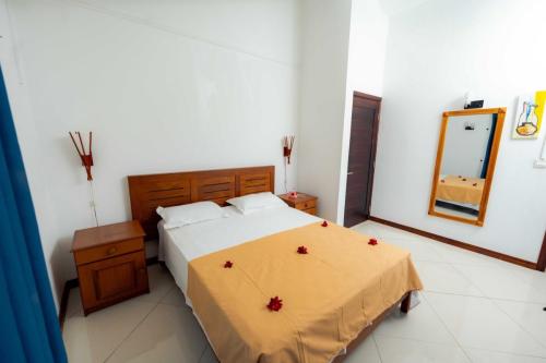 villa-main-bedroom